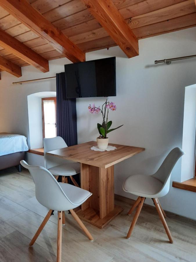 Apartmaji In Sobe Odlicna Hisa Štanjel מראה חיצוני תמונה