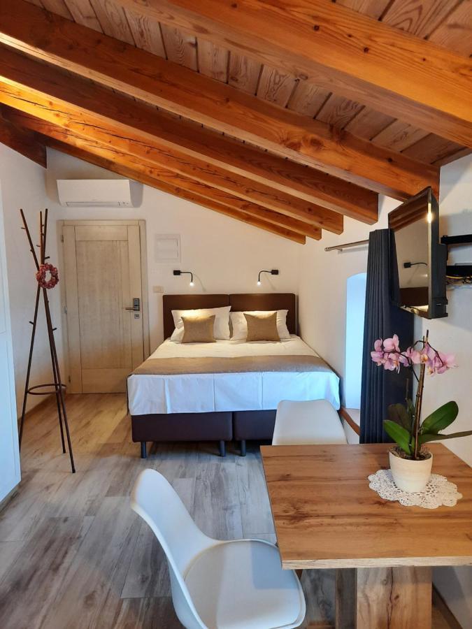 Apartmaji In Sobe Odlicna Hisa Štanjel מראה חיצוני תמונה